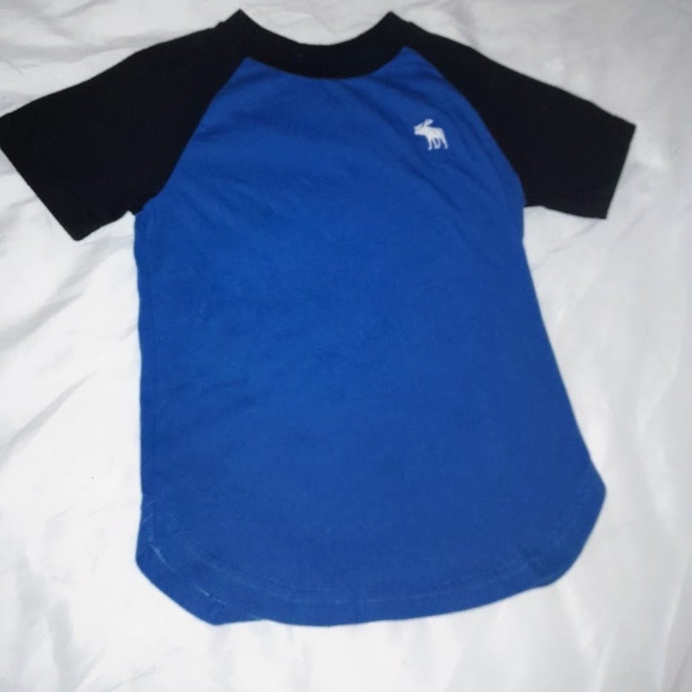Gently Used Abercrombie Kids Boy's Size 5/6 | Pristine Condition, Style For Kids